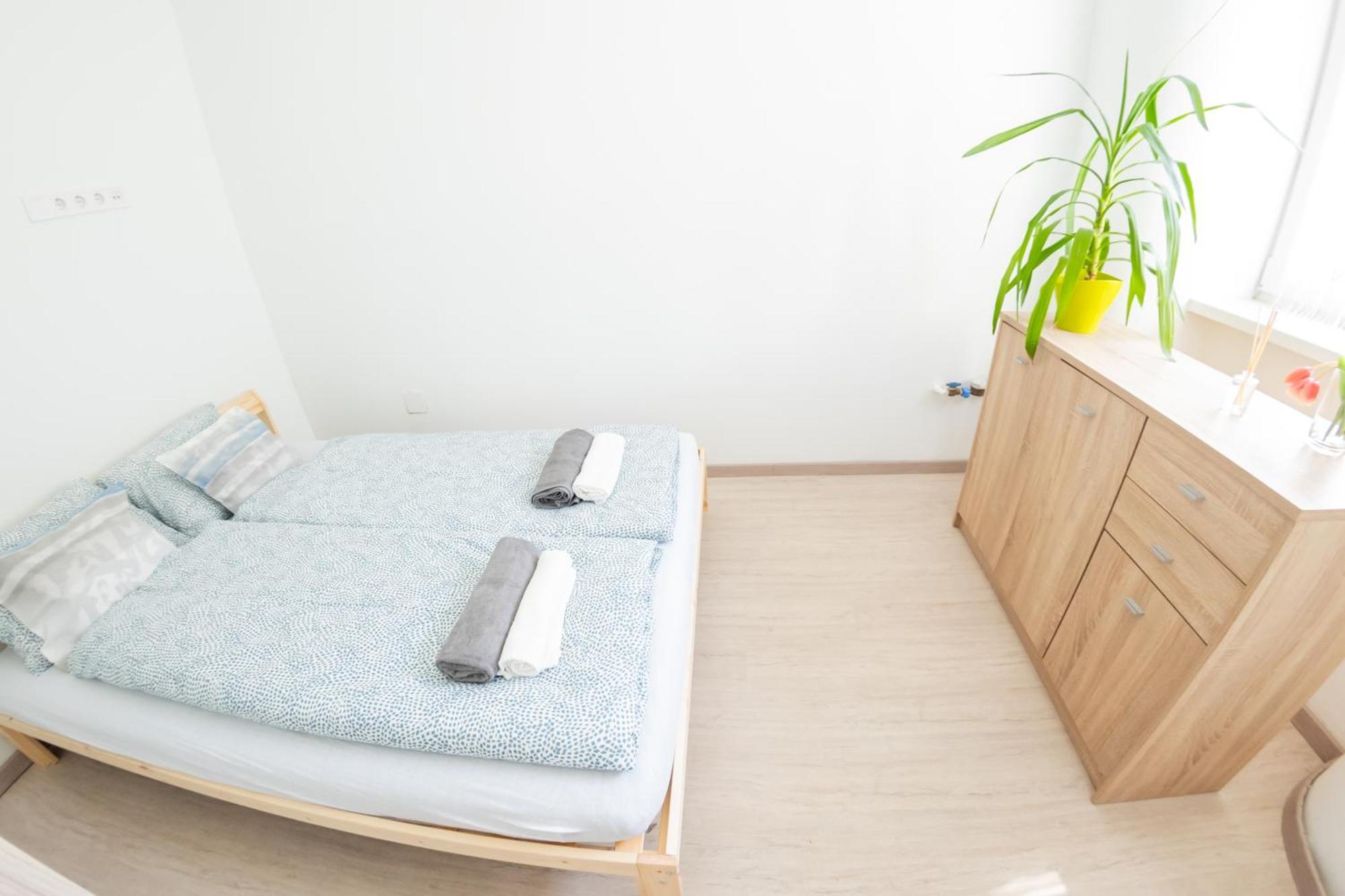 Winestone Corner Apartment Ντέμπρετσεν Εξωτερικό φωτογραφία