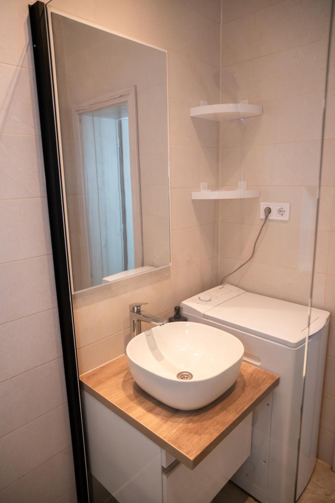 Winestone Corner Apartment Ντέμπρετσεν Εξωτερικό φωτογραφία