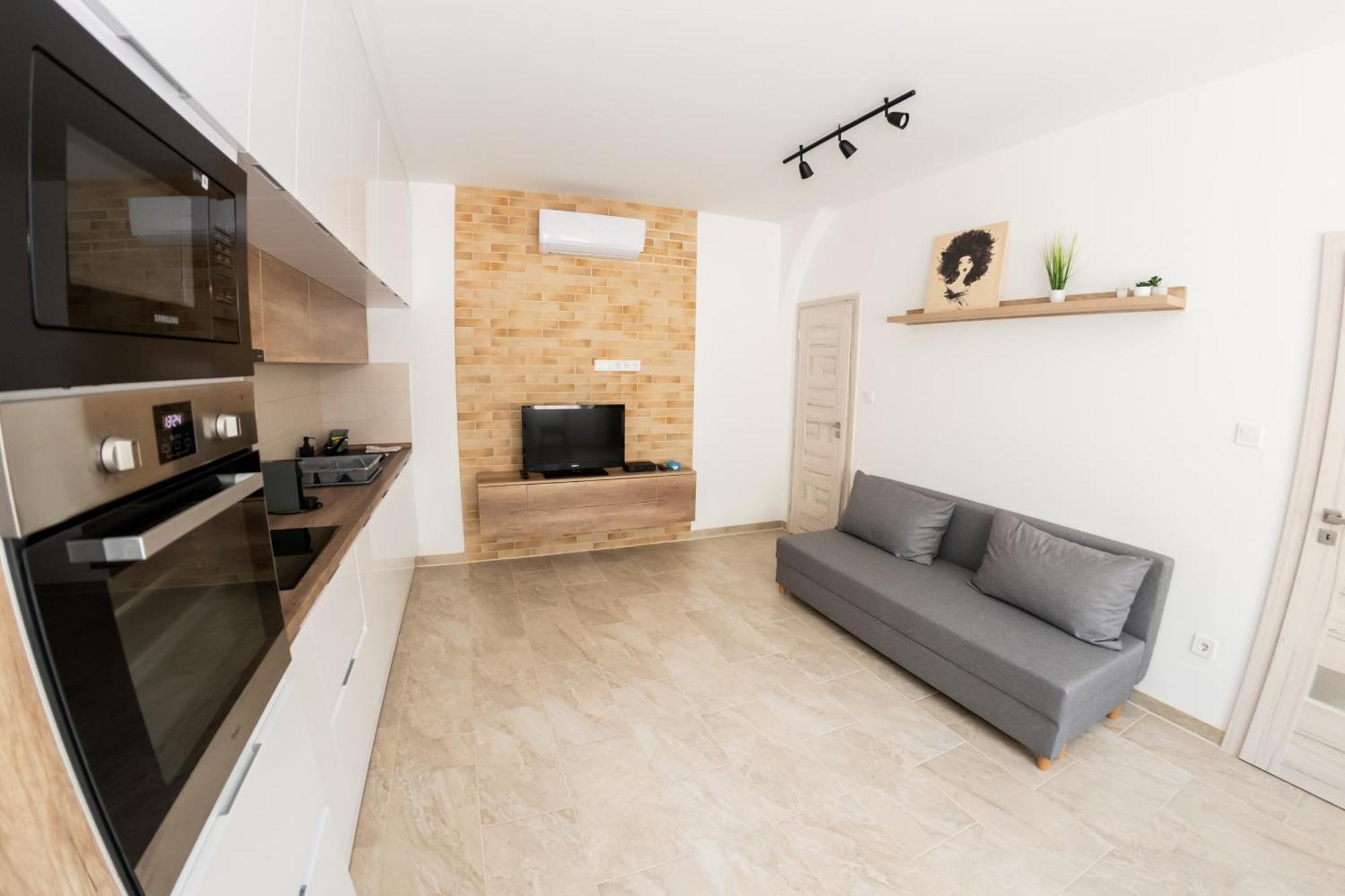 Winestone Corner Apartment Ντέμπρετσεν Εξωτερικό φωτογραφία
