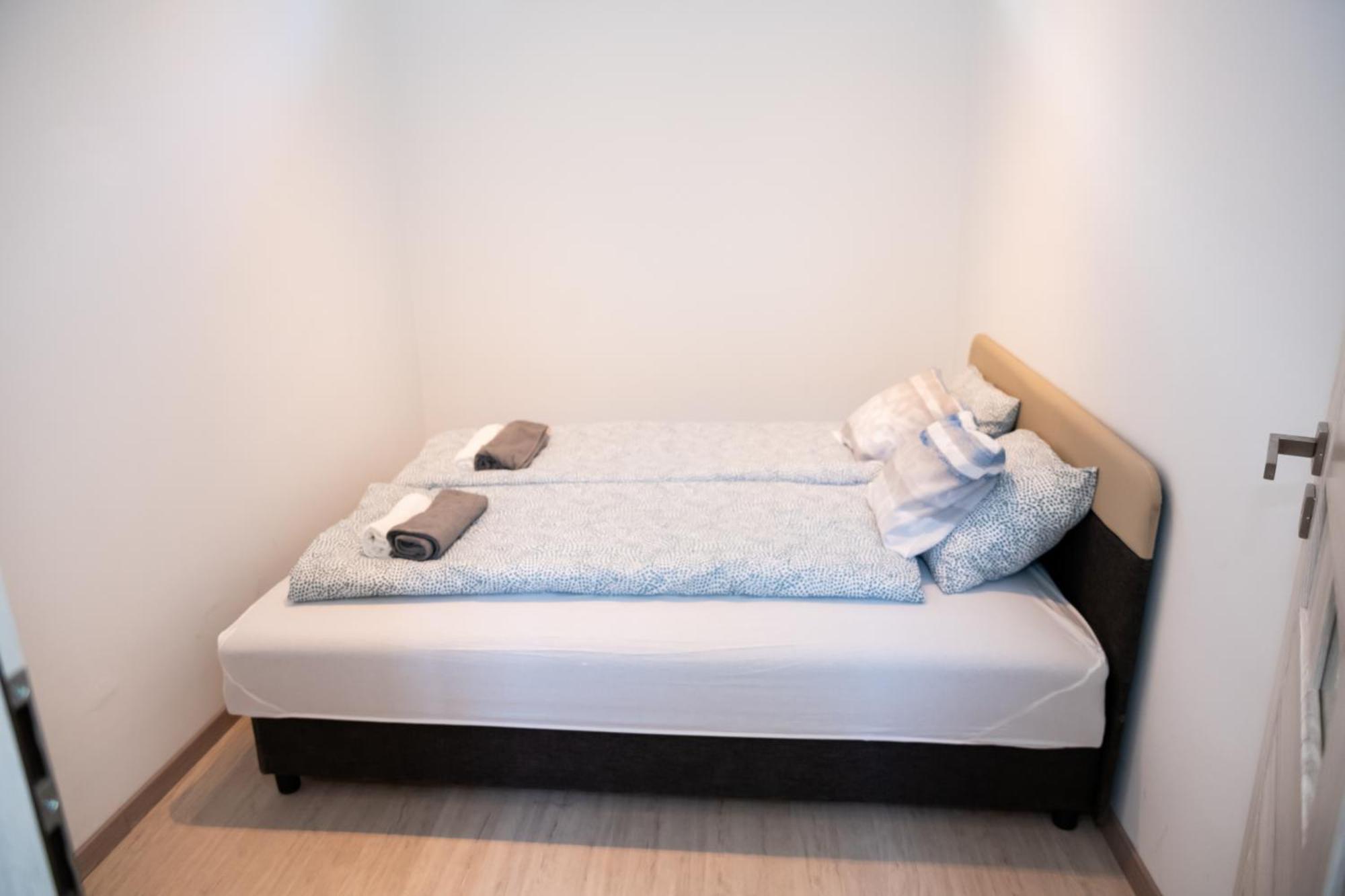 Winestone Corner Apartment Ντέμπρετσεν Εξωτερικό φωτογραφία