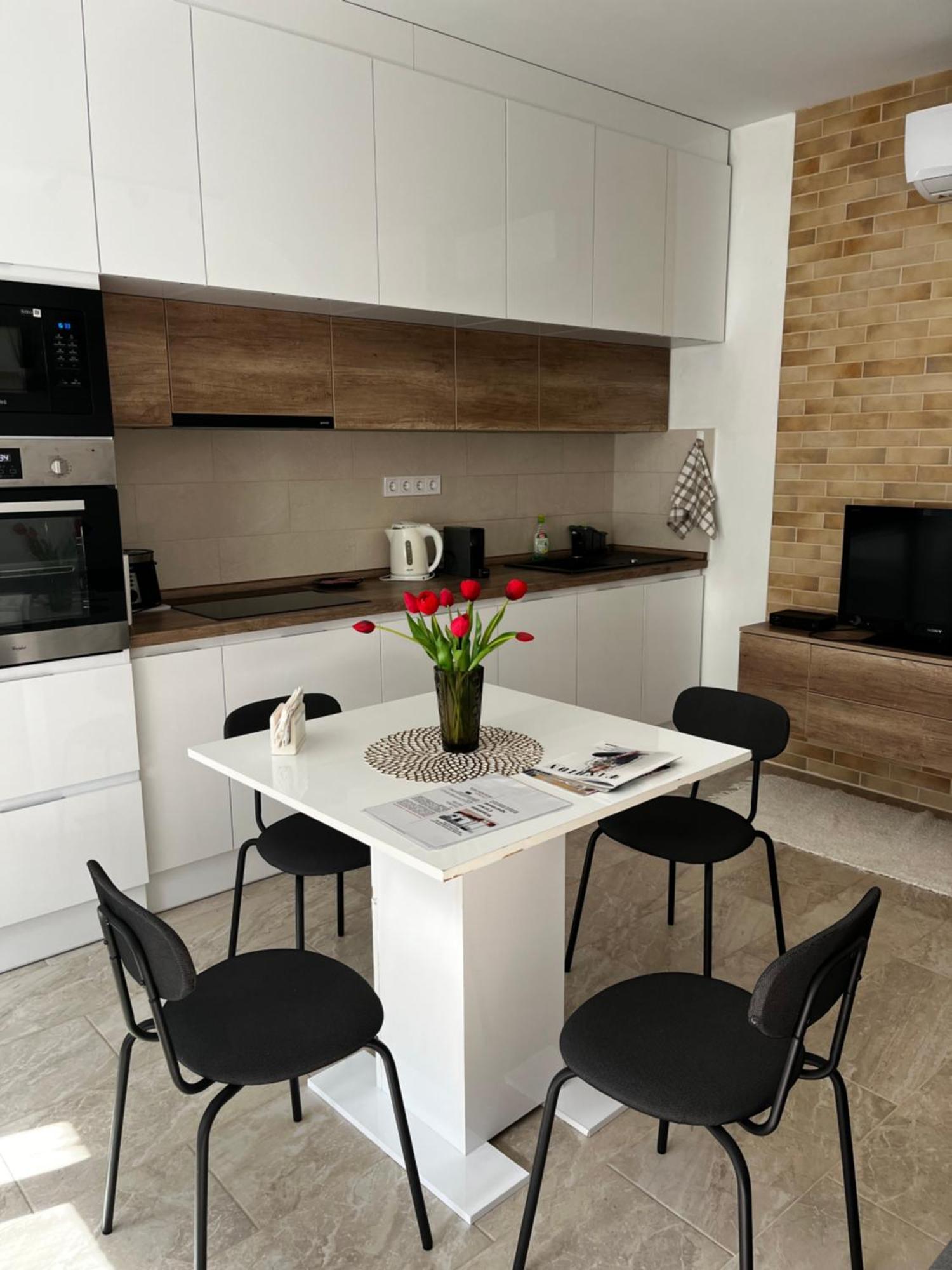 Winestone Corner Apartment Ντέμπρετσεν Εξωτερικό φωτογραφία
